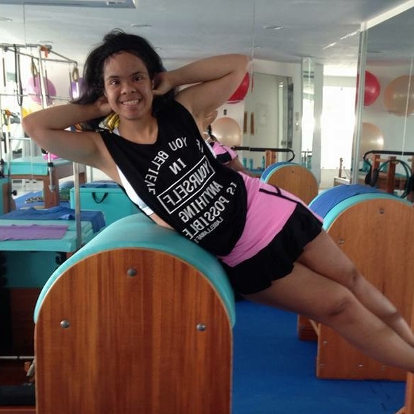 A professora de pilates, ginástica e zumba que quer ajudar a todos com sua profissão